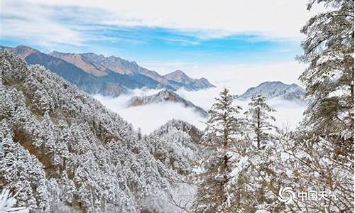 窗含西岭千秋雪的下一句_窗含西岭千秋雪全诗